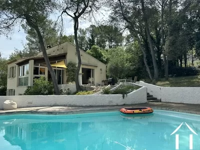 Villa dans un cadre très calme & privilégié près Montpellier Ref # 11-2494