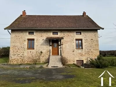 Maison avec gite, plus 400 m2 de grange. Vue magnifique sur le lac Ref # DF5573C