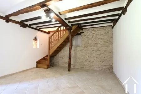 Rez-de-chaussée, chambre donnant sur le jardin.