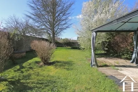 Le jardin vu depuis le rez-de-chaussée.
