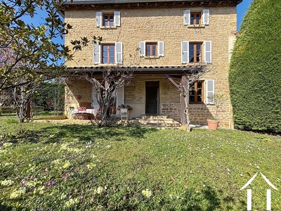 Charmante maison dans la région du Beaujolais, 4 chambres Ref # BH5612H 