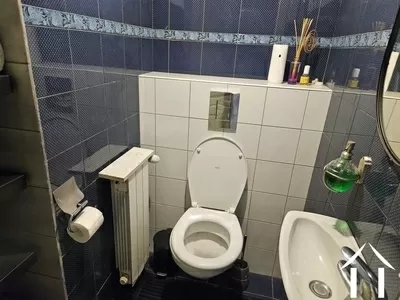 Toilettes récemment installées