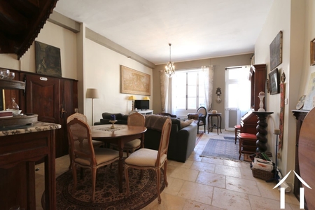 Pièce de vie vue de la cuisine