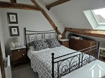 Chambre 2 avec poutres en chêne