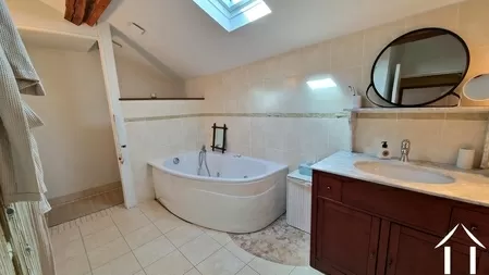 Salle de bain secondaire à l'étage