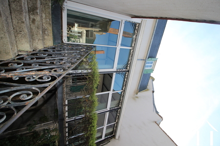 Veranda & balcony