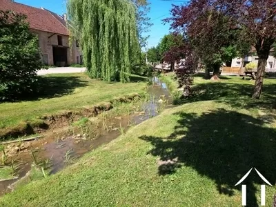 Vue devant la maison