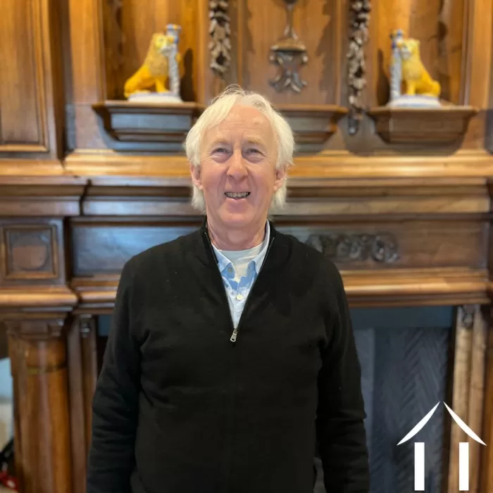 Découvrez notre agent immobilier Robert Thom  image-1