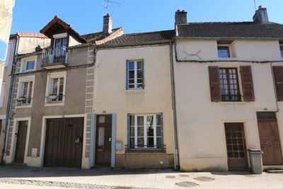 Maison charmante au centre de Nolay