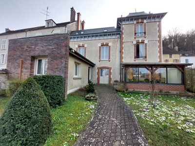 maison de 5 chambres au centre de Tonnerre